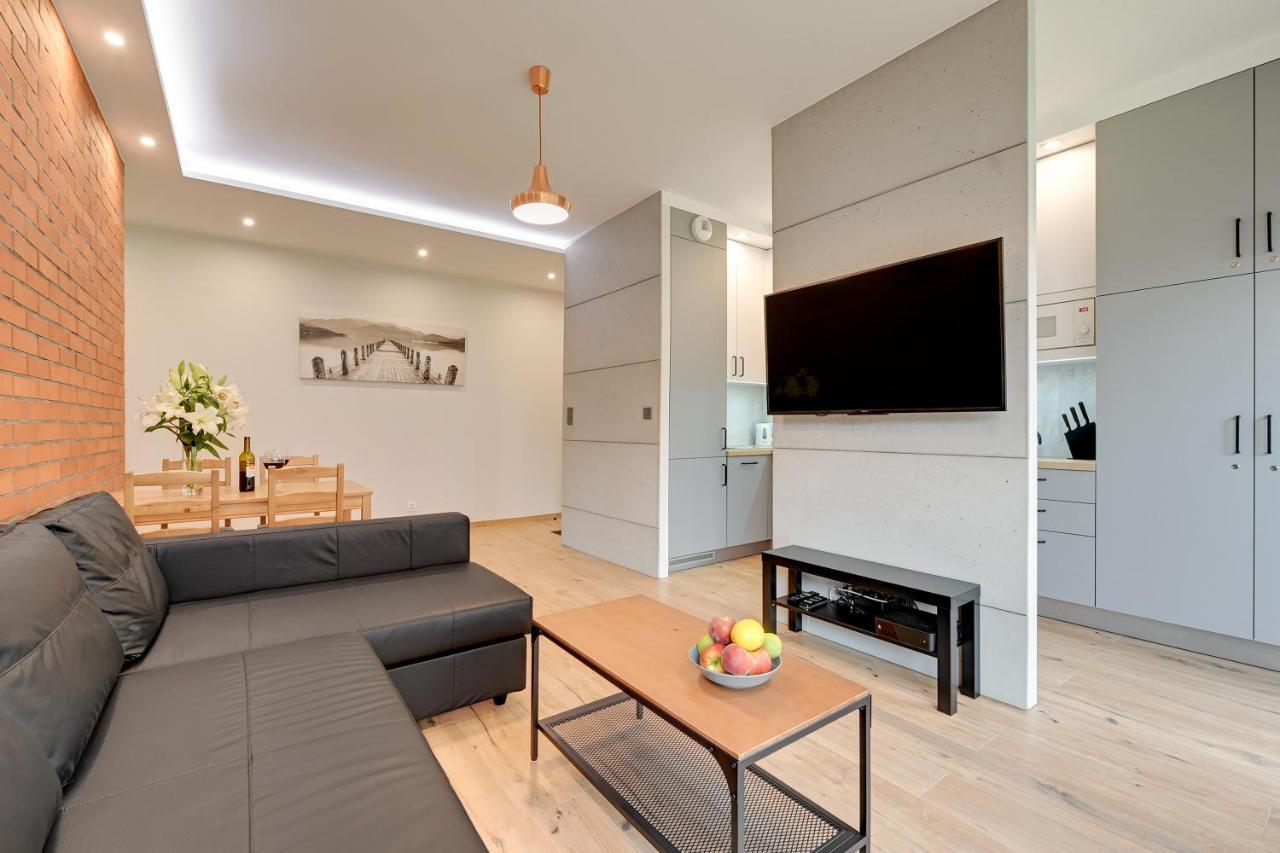 גדנסק Central Apartment - Free Private Parking מראה חיצוני תמונה